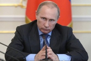 Vladimir Putin: New sanctions will “drive the U.S.-Russian relations into a dead end”.  /AFP
