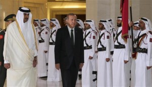 Qatari Emir Tamim meets with Turkish President Recep Tayyip Erdogan in Doha on Sept. 15.  /AA photo