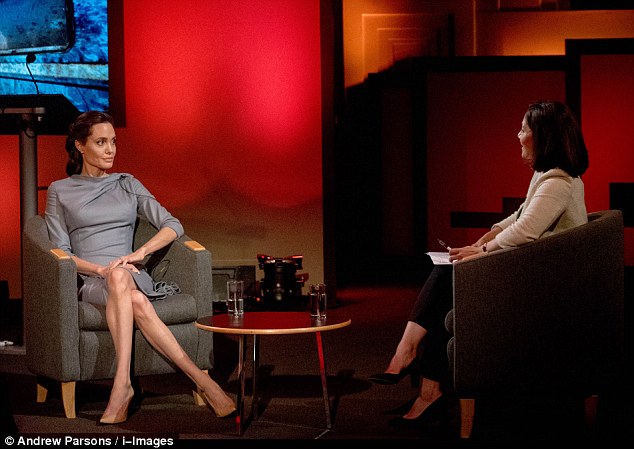 Angelina Jolie lectures EU on migrant crisis, tells Brits to reject Brexit