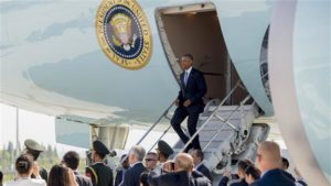 US President Barack Obama disembarks from Air Force One upon arrival at Hangzhou Xioshan International Airport on Sept. 3. /AFP