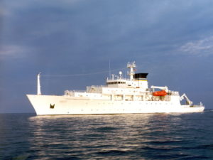 The T-AGS 60 Class Oceanographic Survey Ship, USNS Bowditch. / U.S. Navy