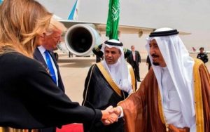 Art of the Saudi deal: Body language signals, political theater and a delicate dance with the Wahhabi clergy