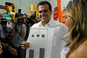 Bankrupt Puerto Rico votes for full U.S. statehood