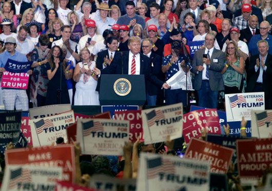 Trump slams media in Phoenix, vows to close the government to get funding for wall