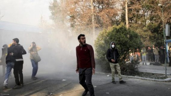Thousands arrested following Iran protests; Death in prison gives rise to fears of torture