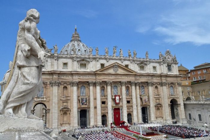Dossier sent to Vatican said to ID 40 homosexual priests