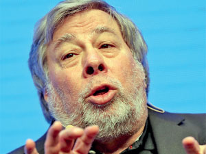 Apple co-founder Steve Wozniak closes his Facebook account