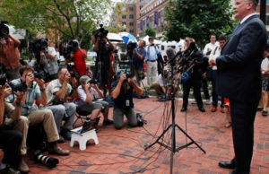 Major media outlets accused of intimidating Manafort jury
