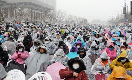 Protesters in Seoul brave freezing cold, virus: ‘Our government is about to turn communist’