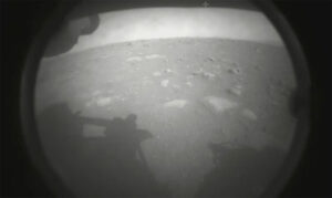 1-ton, SUV-size Perseverance rover touches down on Mars