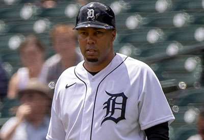 Detroit Tigers’ first base coach, 49, collapses suddenly, dies