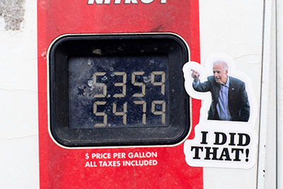 Pressure builds on White House as gas prices set records