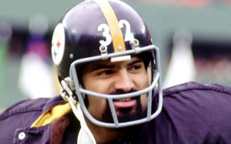 Pittsburgh Steelers legend Franco Harris dies suddenly at 72