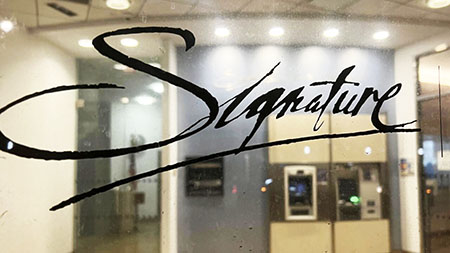 Signature Bank collapses 2 days after Silicon Valley Bank