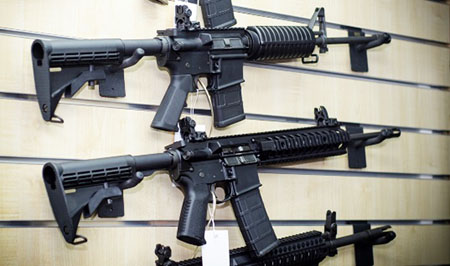 Judge blocks Illinois assault weapons ban