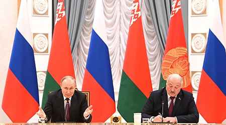 Putin signs deal to deploy tactical nuclear weapons in Belarus
