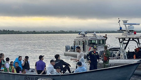 Reports: Luxury buses bring thousands of military-age CCP males from Panama to southern border