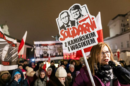 Unreported: Poland rocked by constitutional crisis over globalist coup; Populist uprising in Germany