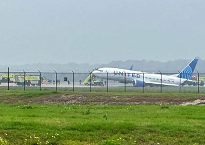 Third incident in week: United Boeing 737 Max veers off runway in Houston