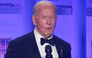 Losers prom? Unlike Trump, Biden honors White House Correspondents Dinner with his presence