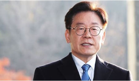 Gordon Chang: South Korea’s anti-American leader is coming to Washington